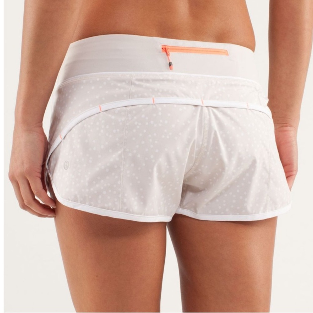 Lululemon Speed Shorts Petit Dot Dune White